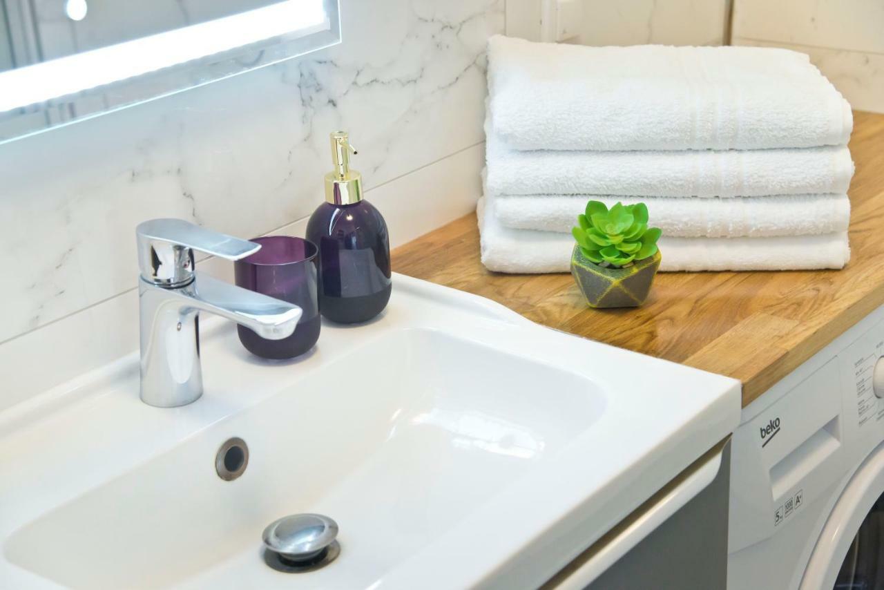 Old Town Super Apartment Ogarna غدانسك المظهر الخارجي الصورة